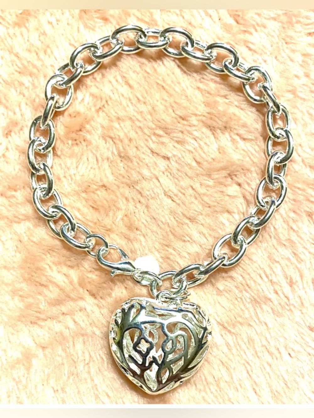 .925 Sterling Silver Hollow Heart Charm Chain Bracelet - 7 inch